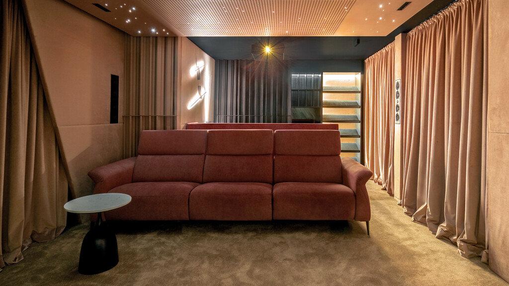 kino domowe - Realizacja- kino domowe Opole z mini barem.