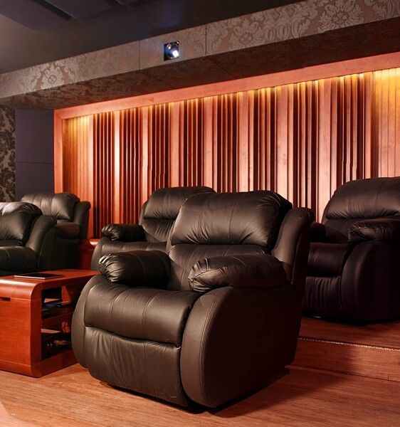 stylowa sala kinowa w domu