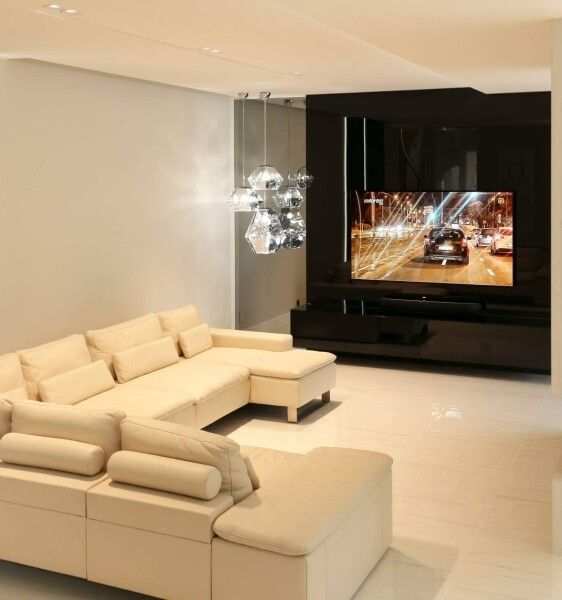 domowa sala kinowa w stylu glamour