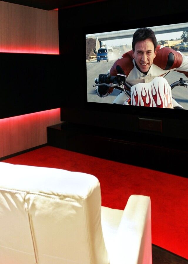 domowe kino w salonie