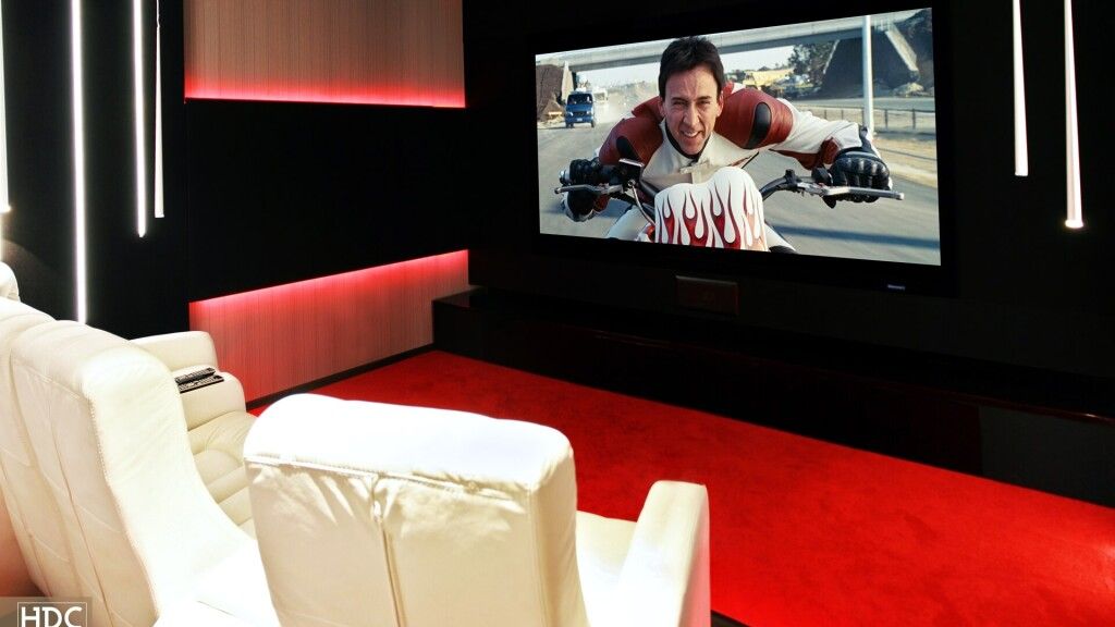 domowe kino w salonie